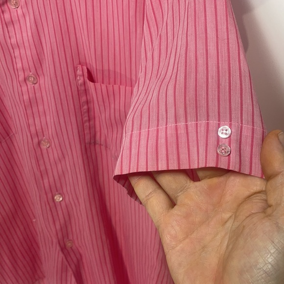 Vintage circa- 50's/60's Heritage House Casual Red Stripped Button Down Shirt! - Picture 9 of 11